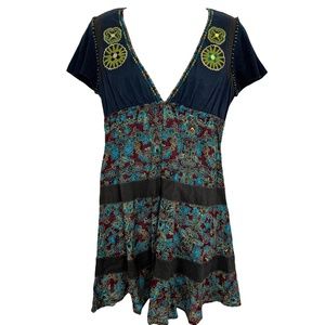 ♥️FREE PEOPLE Artsy dress & earrings